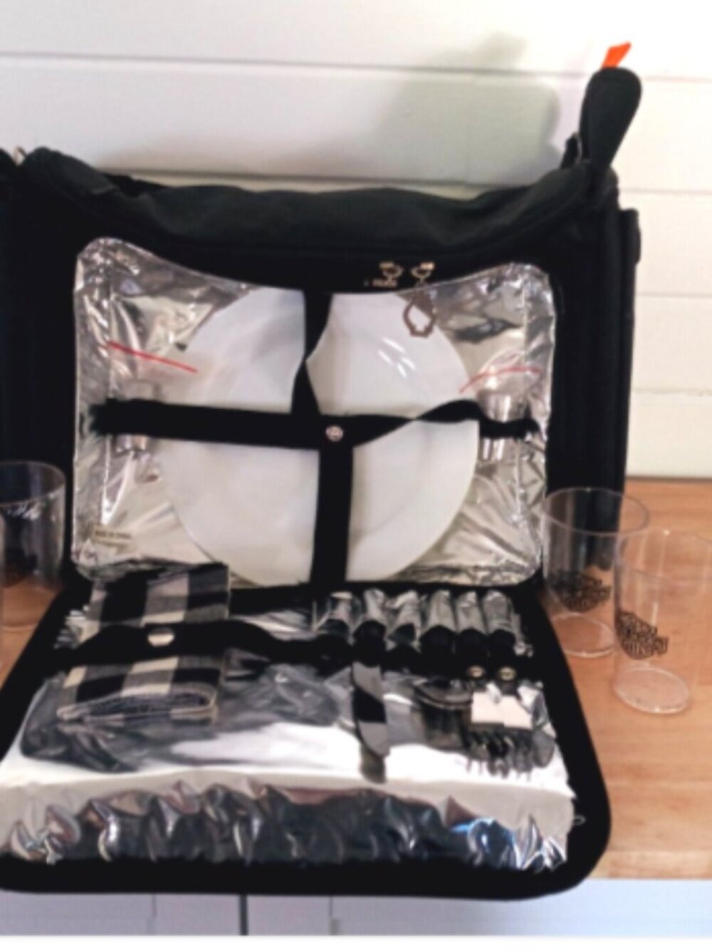 Harley-Davidson Black Insulated Travel Cooler Bag w/ Picnic Set Sz 12" × 18" EUC - Picture 4 of 11